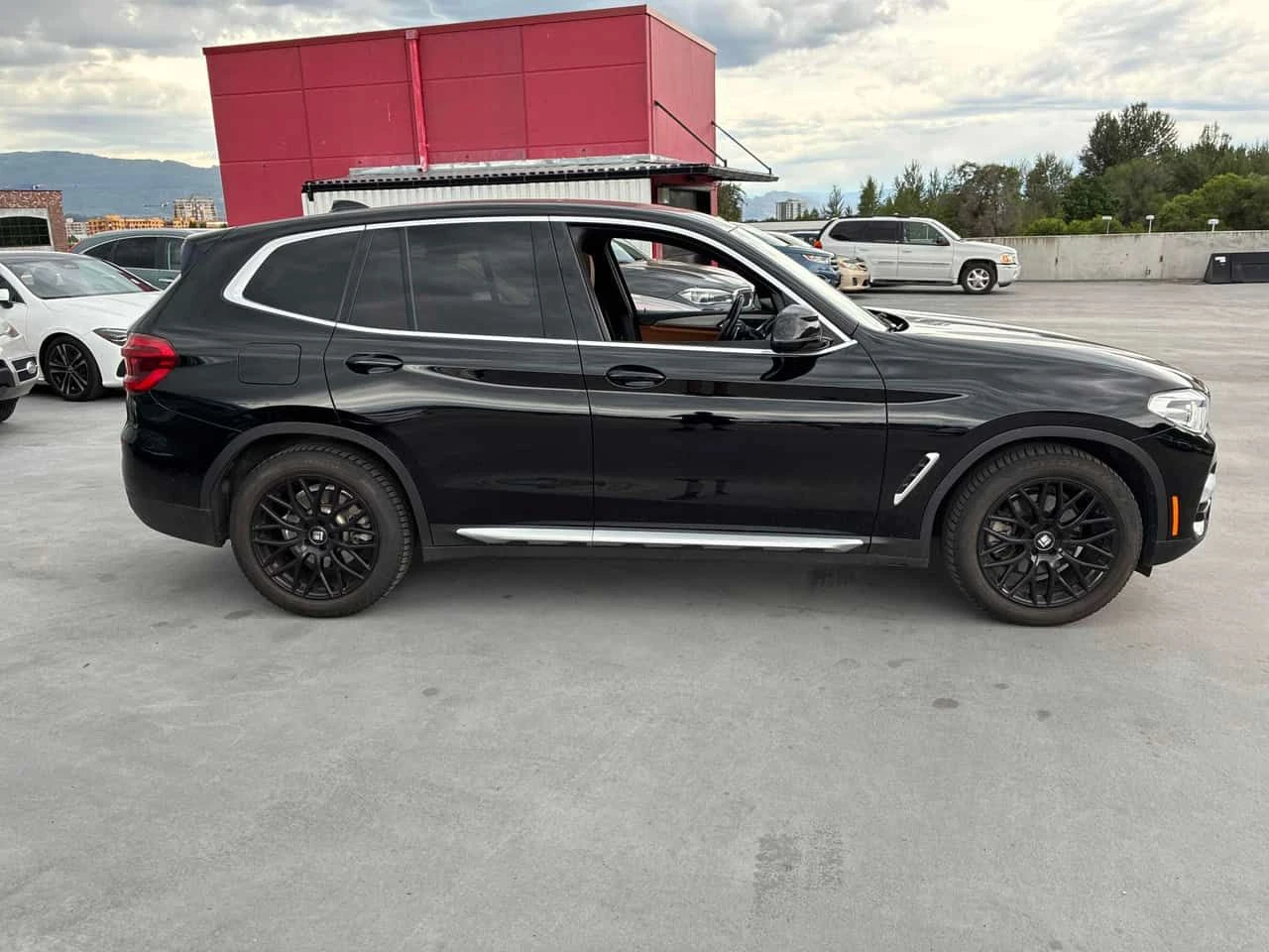 BMW X3  | xDrive30i | PANO | PODGREV | AVTOKREDIT , снимка 4 - Автомобили и джипове - 54776723