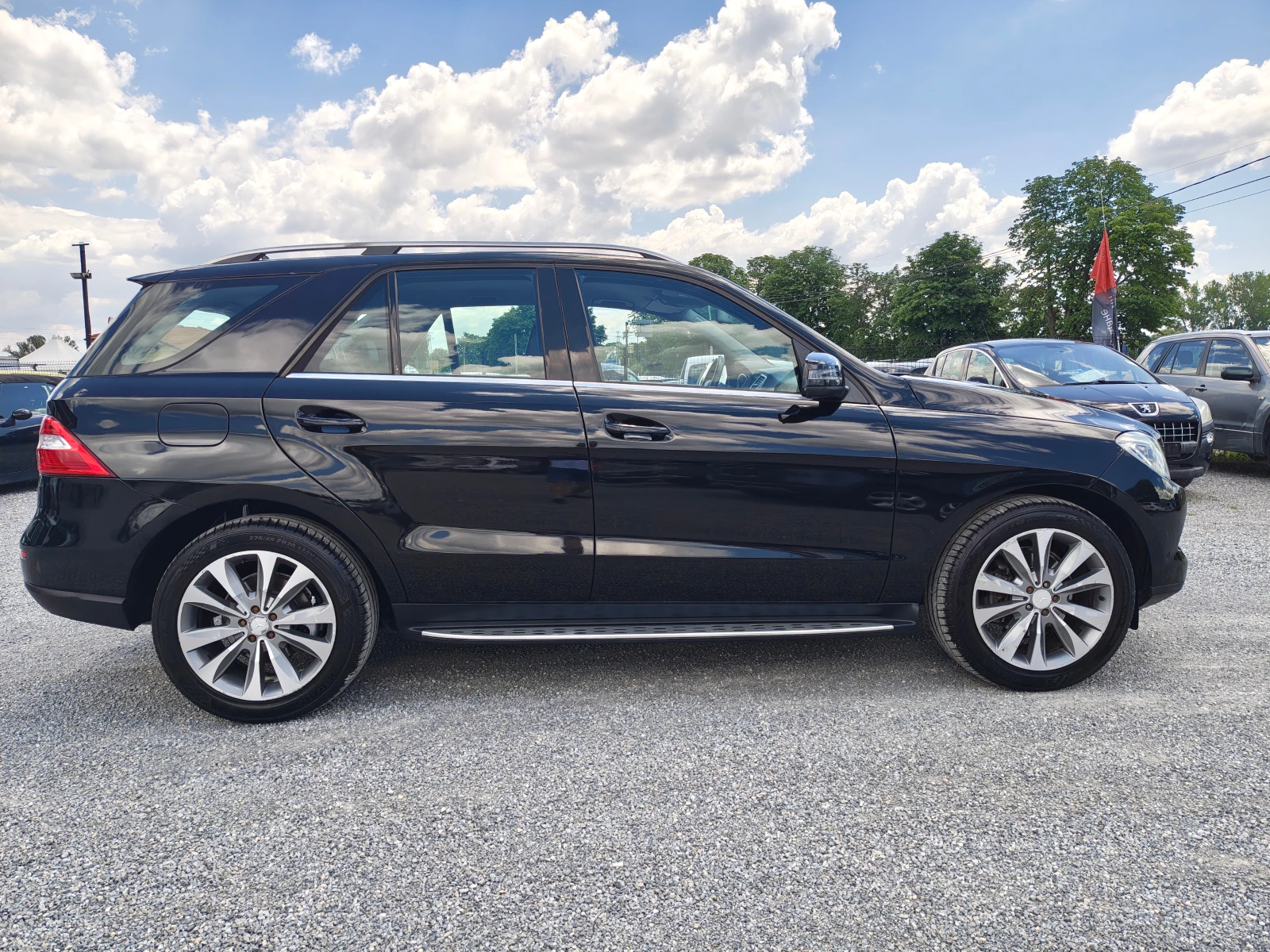 Mercedes-Benz ML 250 Bluetec, снимка 8 - Автомобили и джипове - 54970626