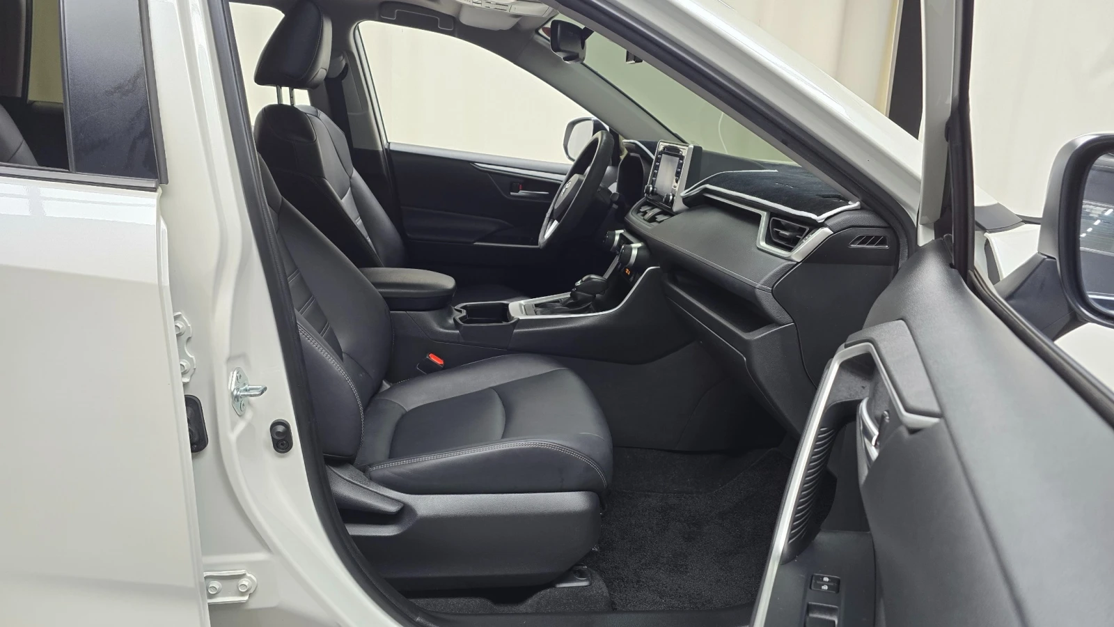 Toyota Rav4 2.5 2WD, снимка 7 - Автомобили и джипове - 55103813