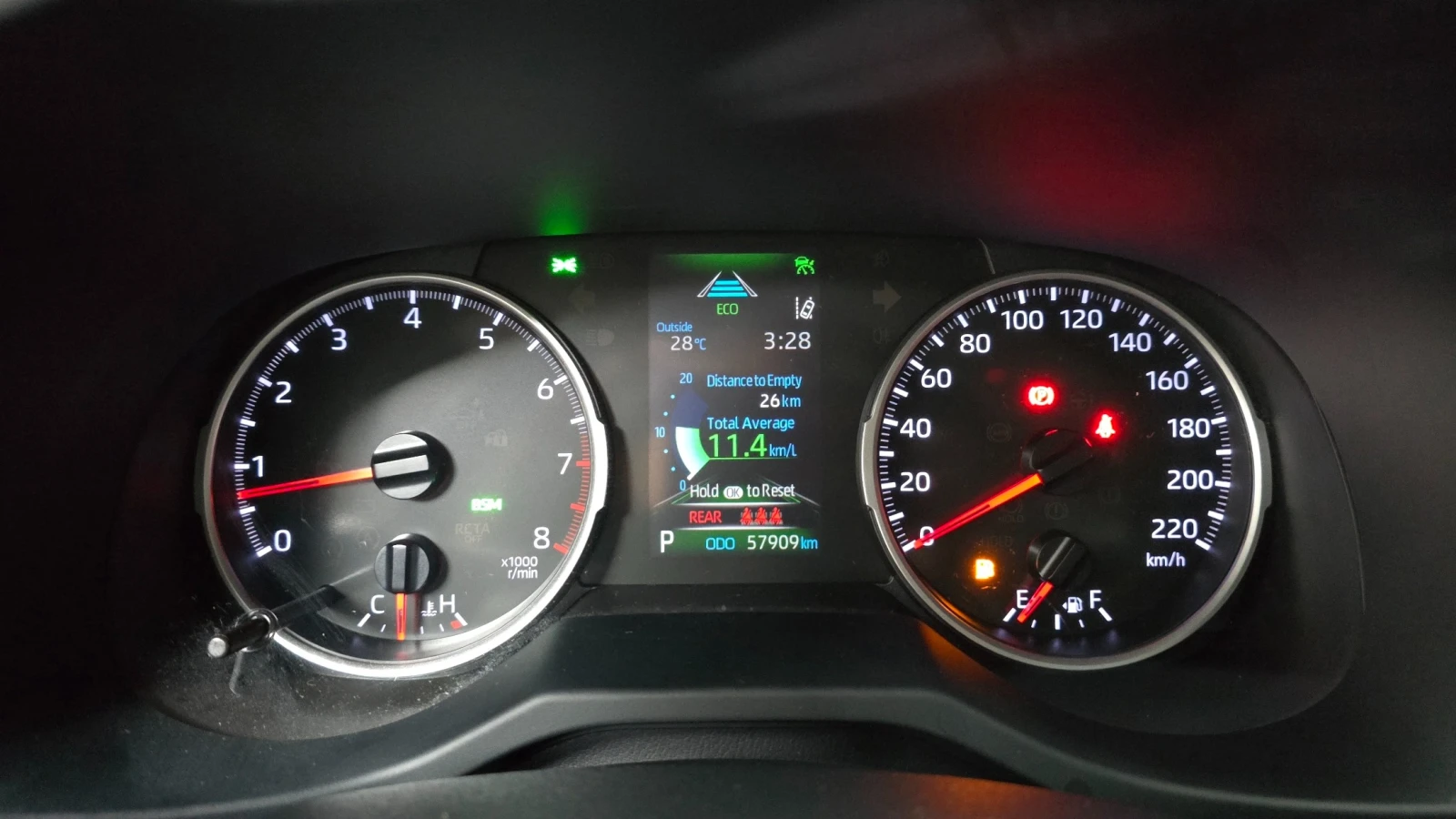 Toyota Rav4 2.5 2WD, снимка 11 - Автомобили и джипове - 55103813