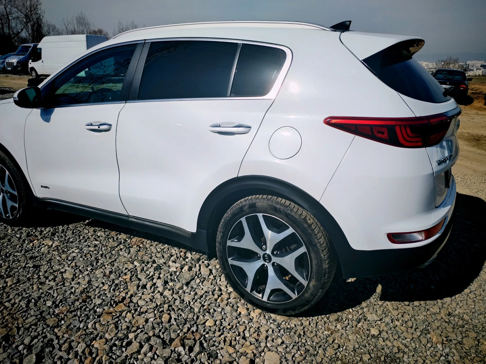 Kia Sportage 2.0d 4x4 GT-LINE, снимка 4 - Автомобили и джипове - 55675330