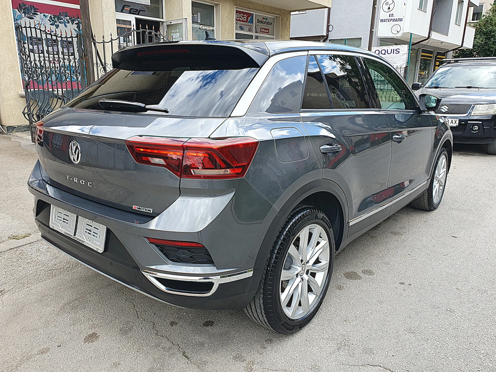 VW T-Roc 2.0TDI DSG 4x4, снимка 3 - Автомобили и джипове - 56235842