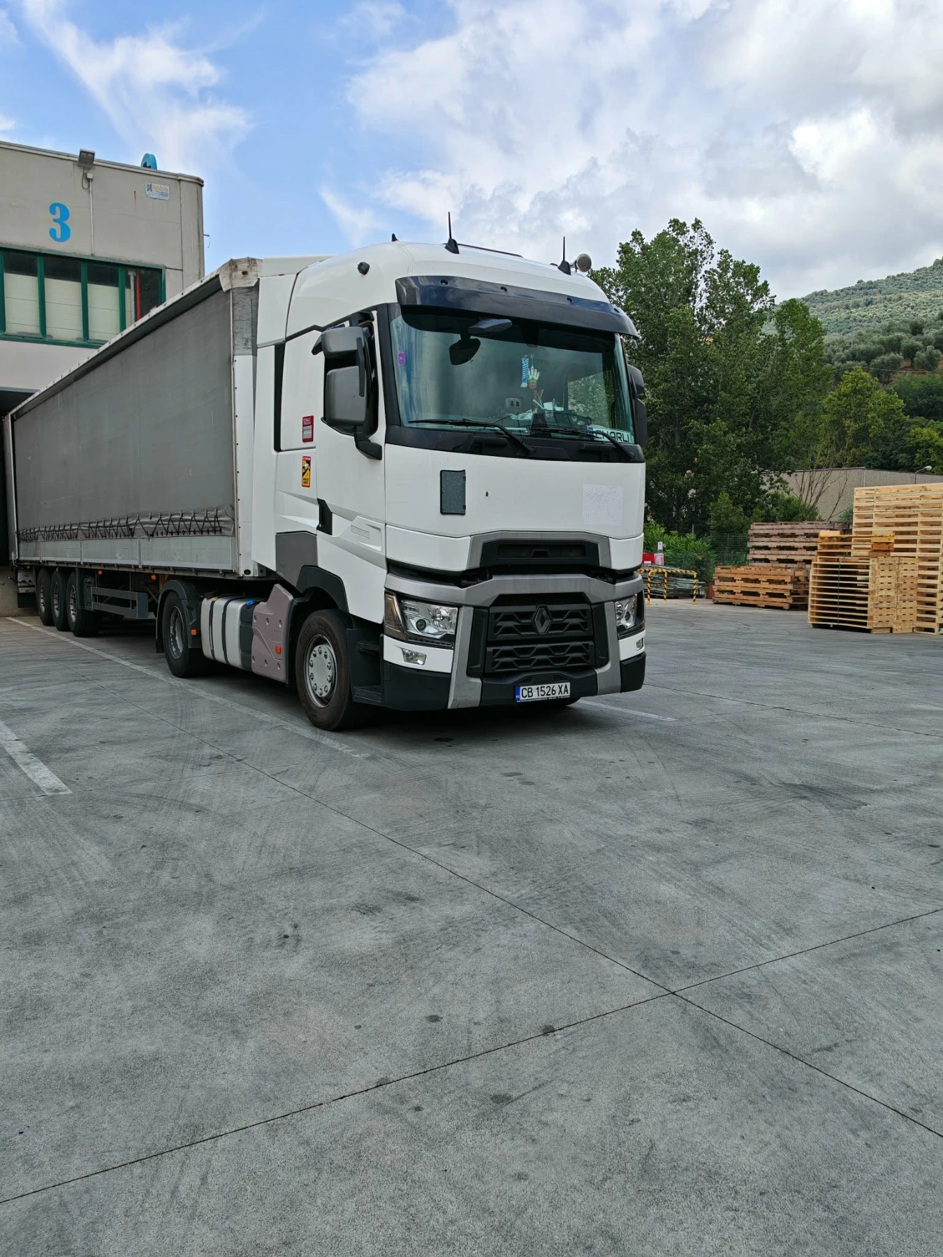 Renault T, снимка 2 - Камиони - 54272153