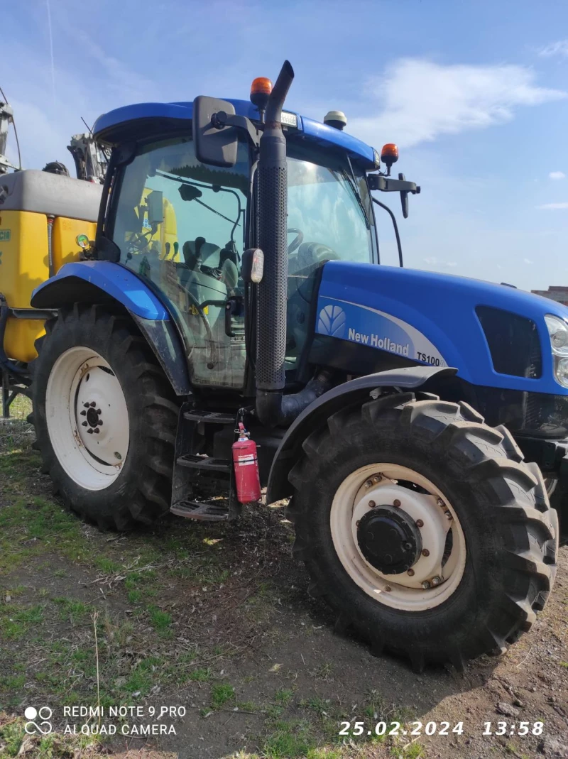 Трактор New Holland TS100A, снимка 3 - Селскостопанска техника - 52595854
