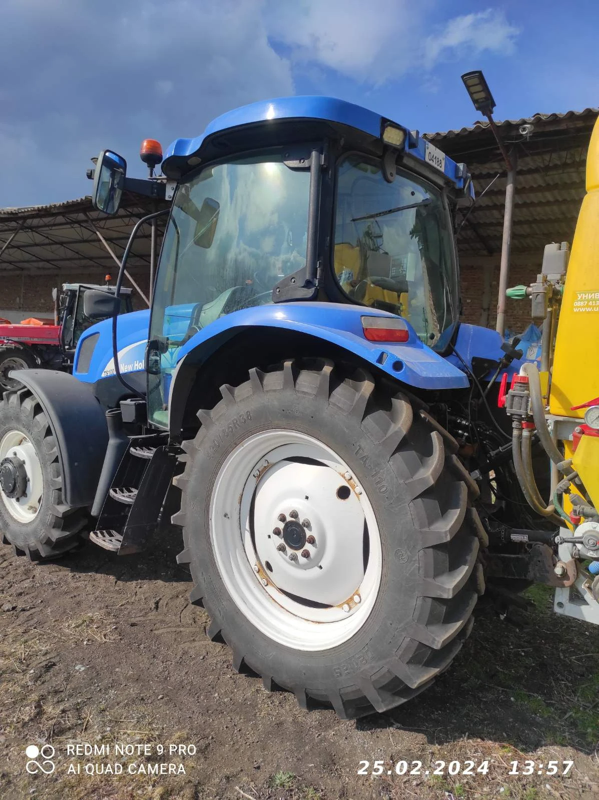 Трактор New Holland TS100A - изображение 4
