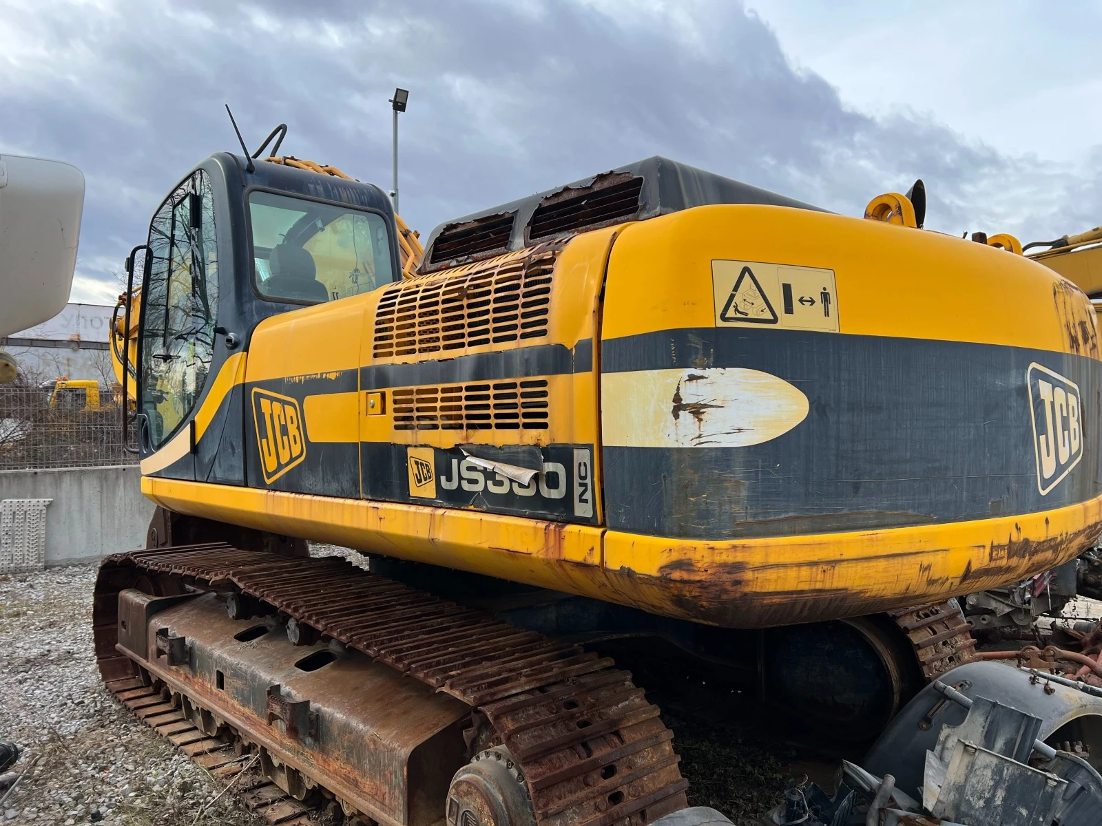 Багер JCB 330 NLC | Mobile.bg — изображение 1