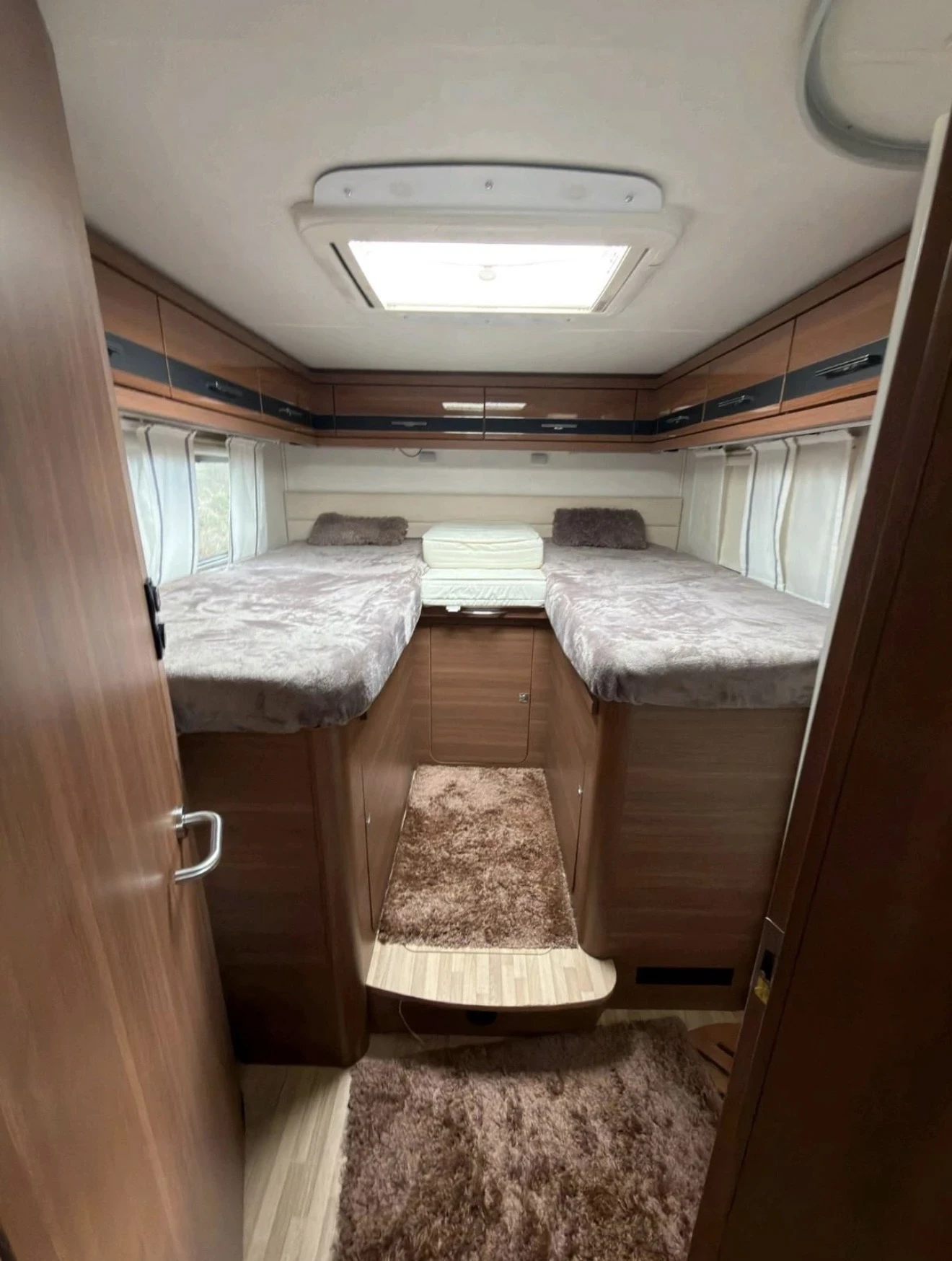 ������ LMC H737G | Mobile.bg � ����������� 10
