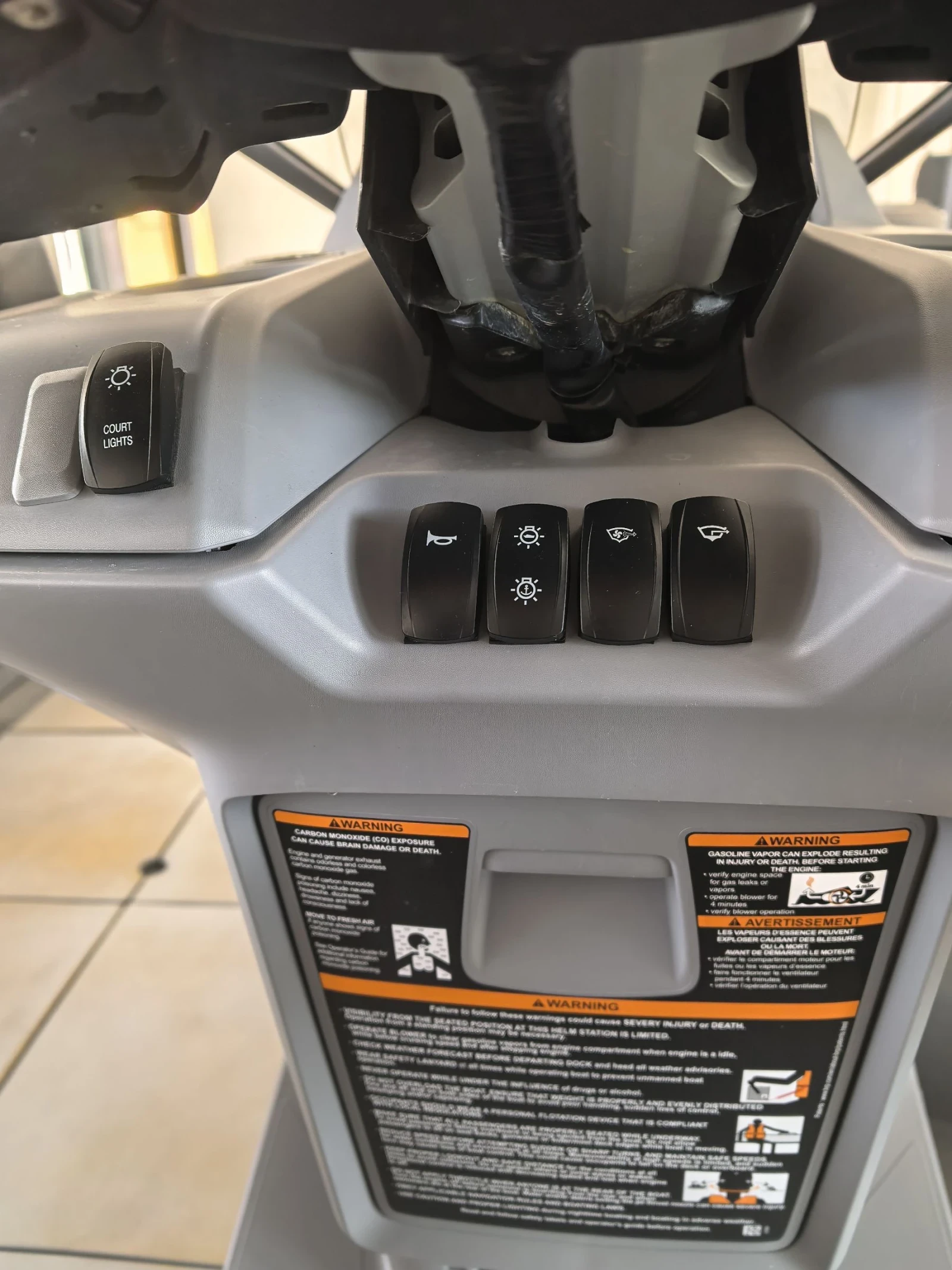 Моторна яхта Bombardier Sea Doo Seadoo Switch Cruise 21 230к.с, снимка 10 - Воден транспорт - 55263551
