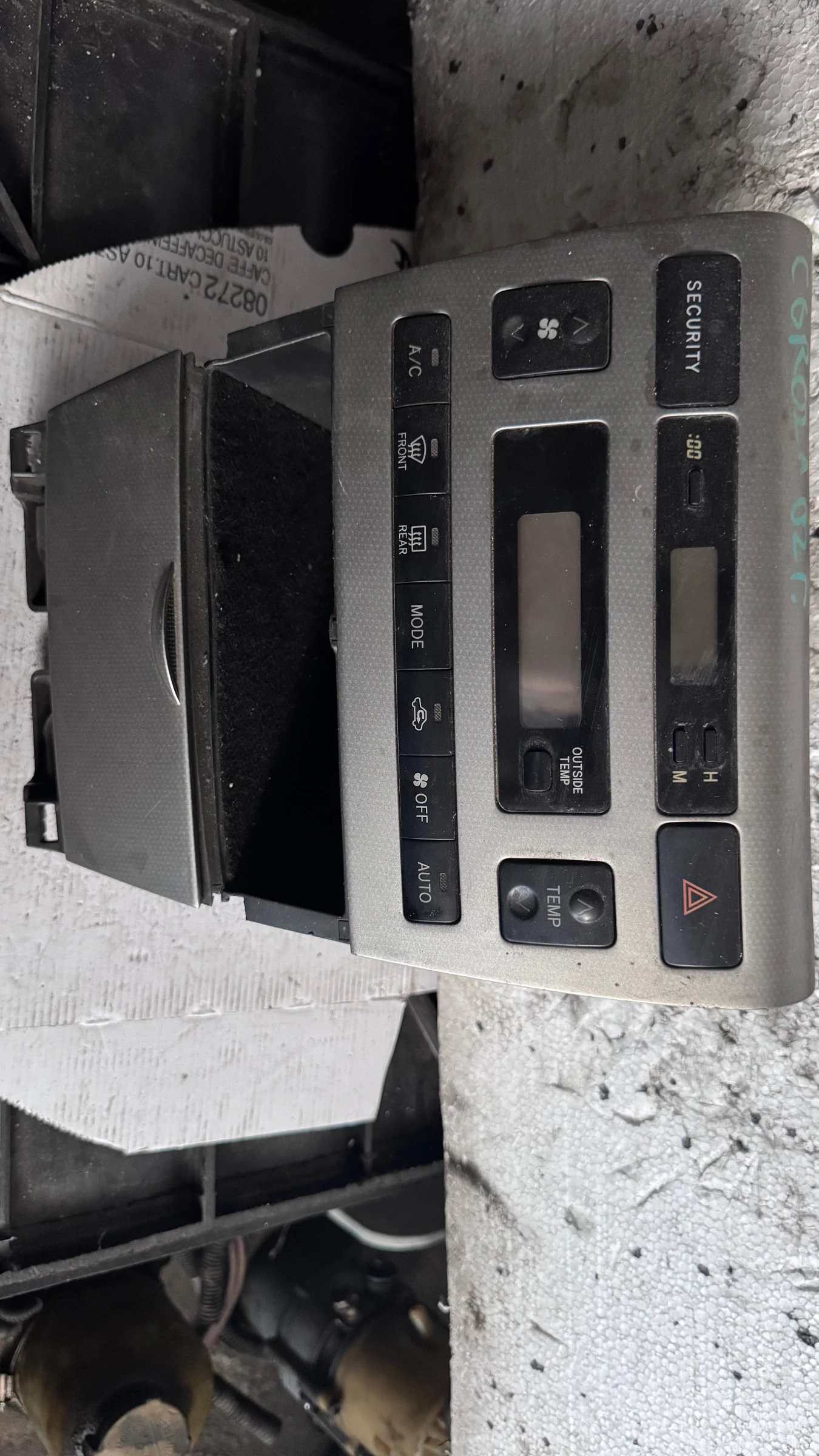   /  /  a Toyota Corolla - 55411-1A240 / 55930-13060 | Mobile.bg   1