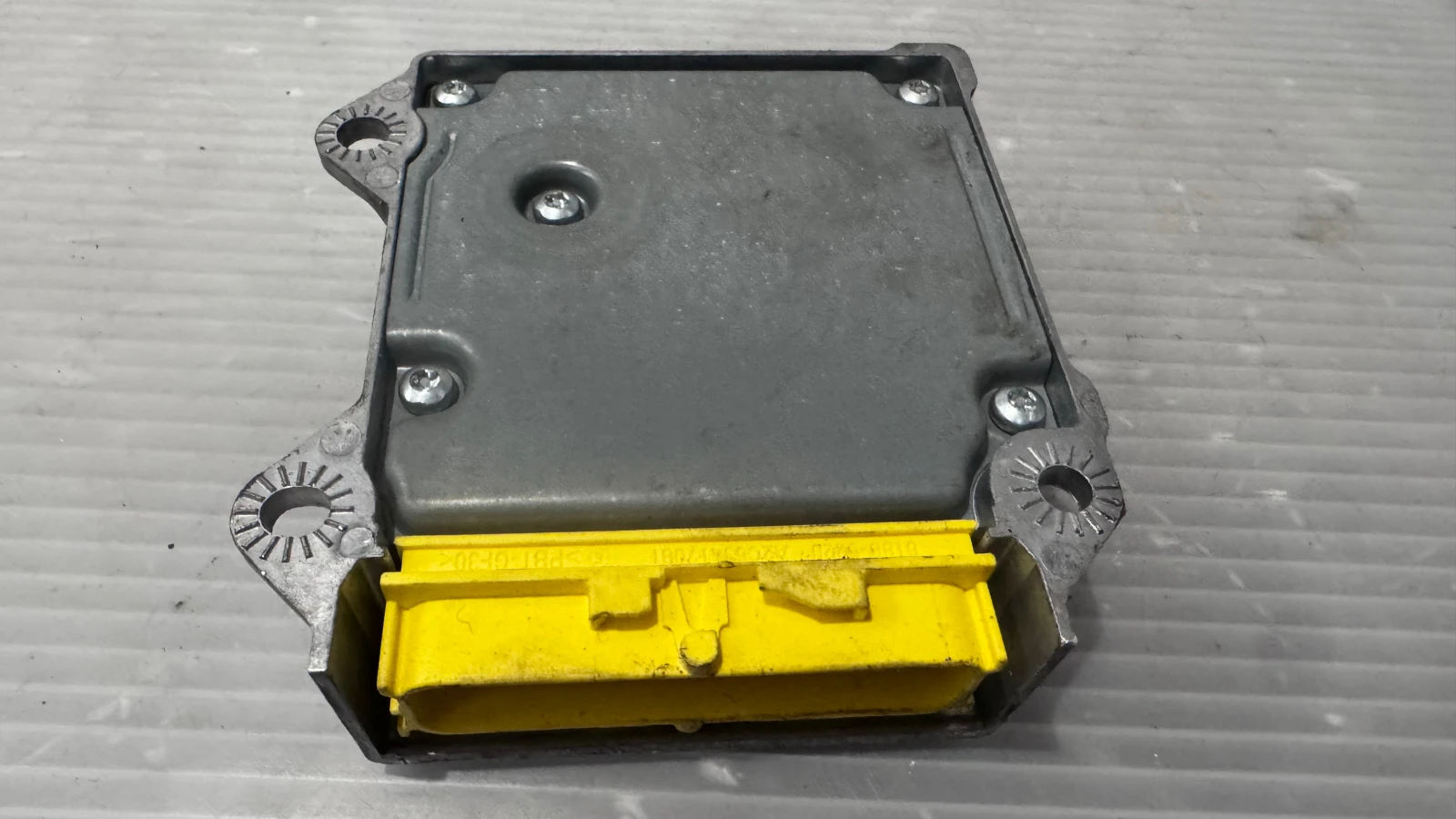 Airbag  /  /  a VW Golf - 5C0959655 | Mobile.bg   1