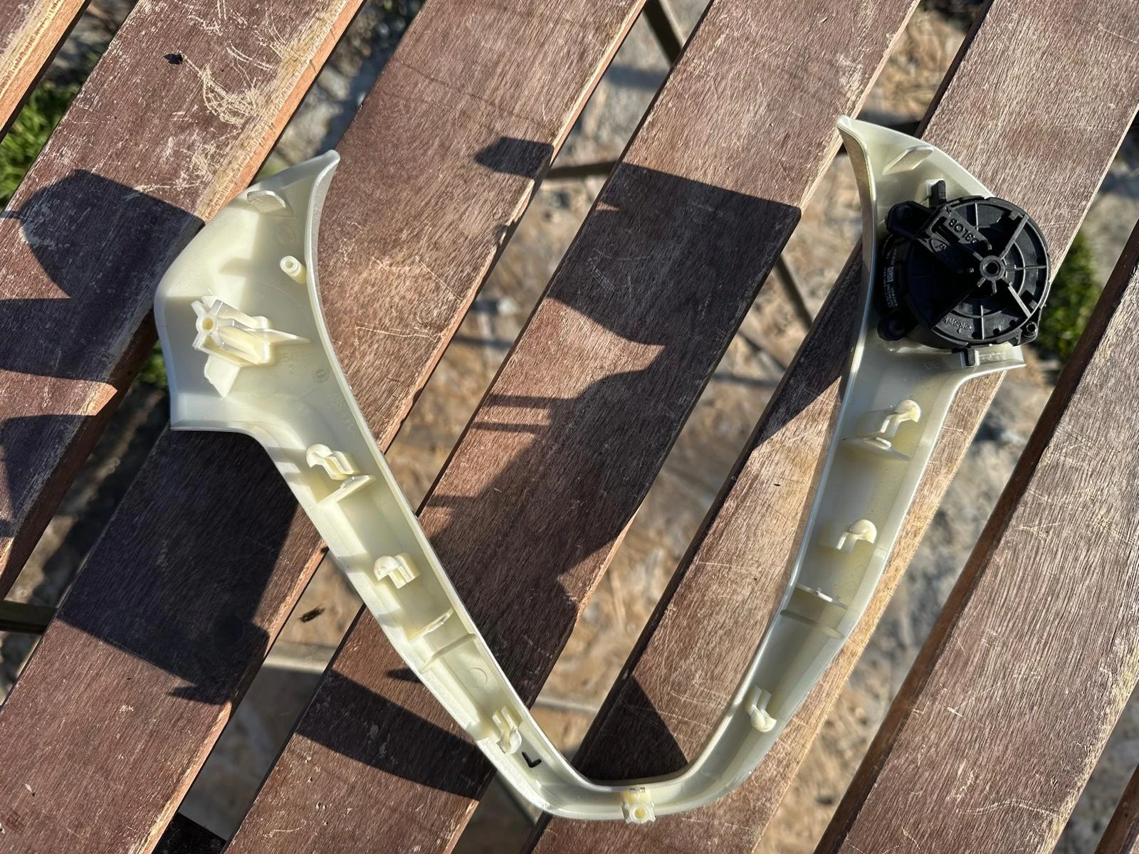 Декоративна лайсна за волан за Ford Fiesta 2012г., снимка 2 - Части - 53783421