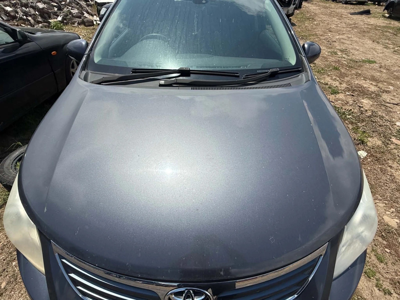 Предни капаци за Toyota Avensis 2009-2014г