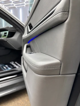 Porsche Taycan Carbon, снимка 17