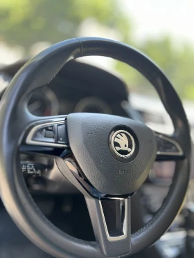 Обява за продажба на Skoda Superb ~29 500 лв. - изображение 1