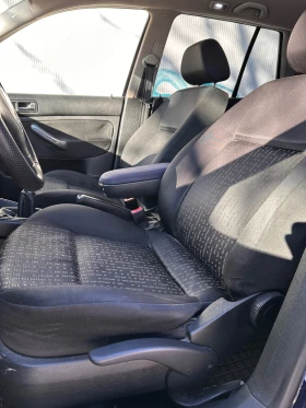 VW Golf - 2900 € / 5671.91 лв. - 31904589 8