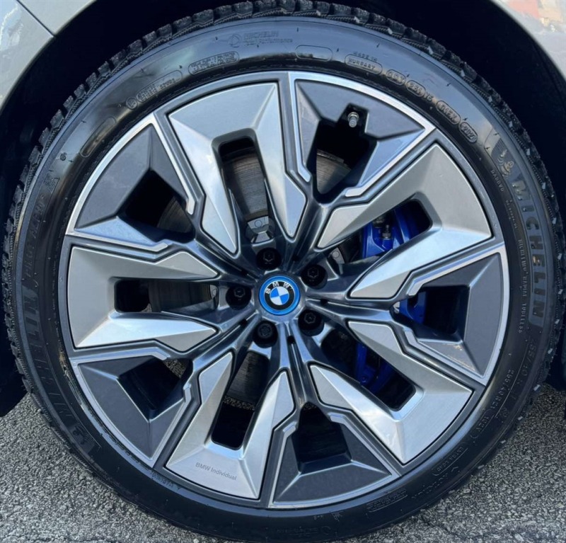 BMW i7 xDrive60, снимка 4 - Автомобили и джипове - 43382293