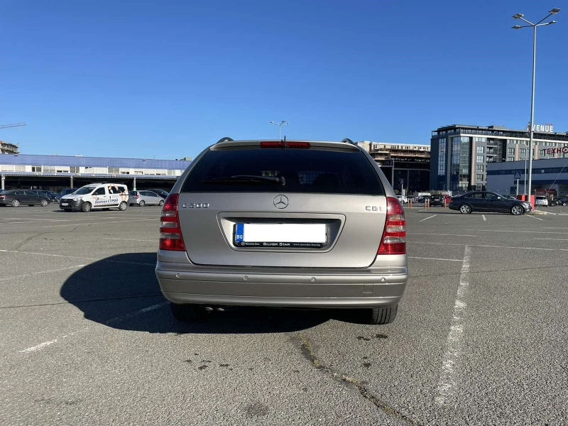 Mercedes-Benz C 200 2.2, снимка 2 - Автомобили и джипове - 48409693