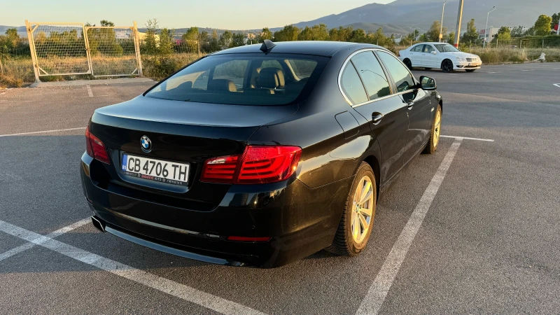 BMW 523 3.0i, снимка 4 - Автомобили и джипове - 49511845