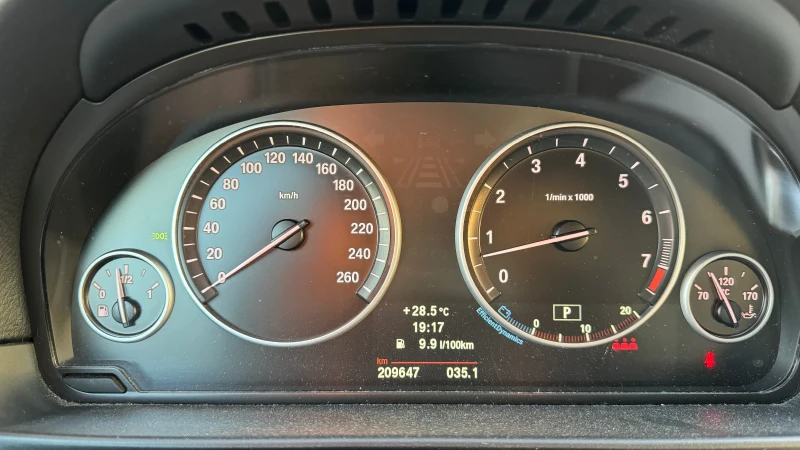 BMW 523 3.0i, снимка 11 - Автомобили и джипове - 49511845