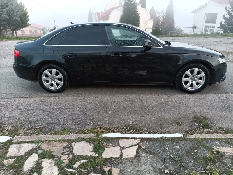 Audi A4 2.0 автомат седан, снимка 4 - Автомобили и джипове - 52830337