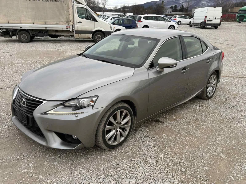 Lexus IS 300, снимка 2 - Автомобили и джипове - 52948876