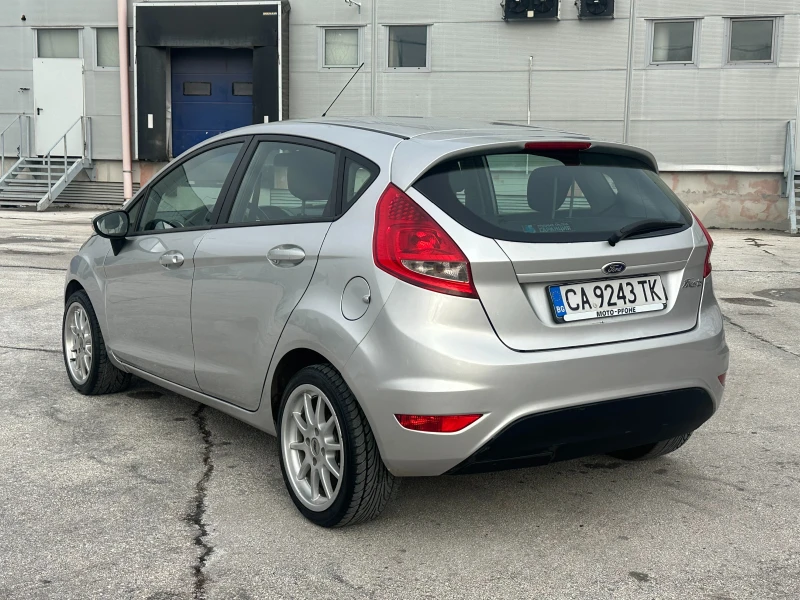 Ford Fiesta 1.2i 82 к.с. , снимка 3 - Автомобили и джипове - 53087210