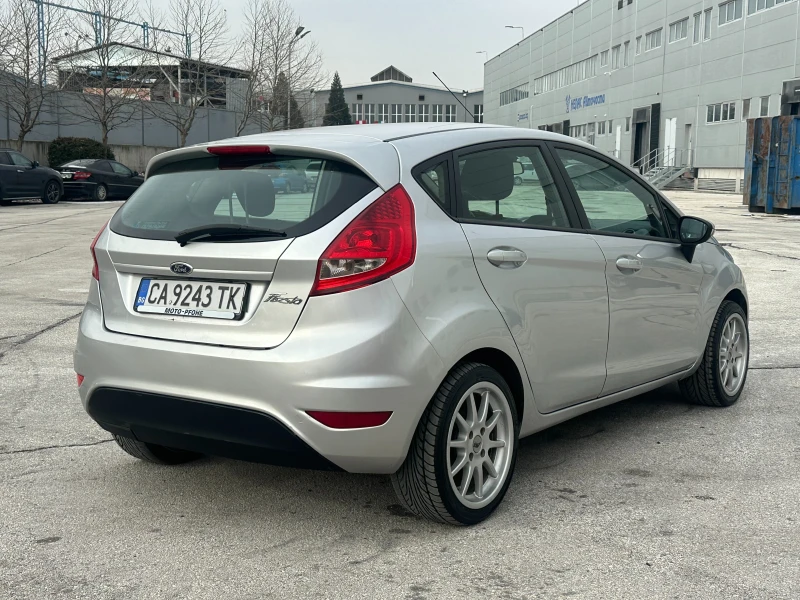 Ford Fiesta 1.2i 82 к.с. , снимка 4 - Автомобили и джипове - 53087210