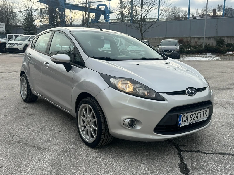 Ford Fiesta 1.2i 82 к.с. , снимка 6 - Автомобили и джипове - 53087210