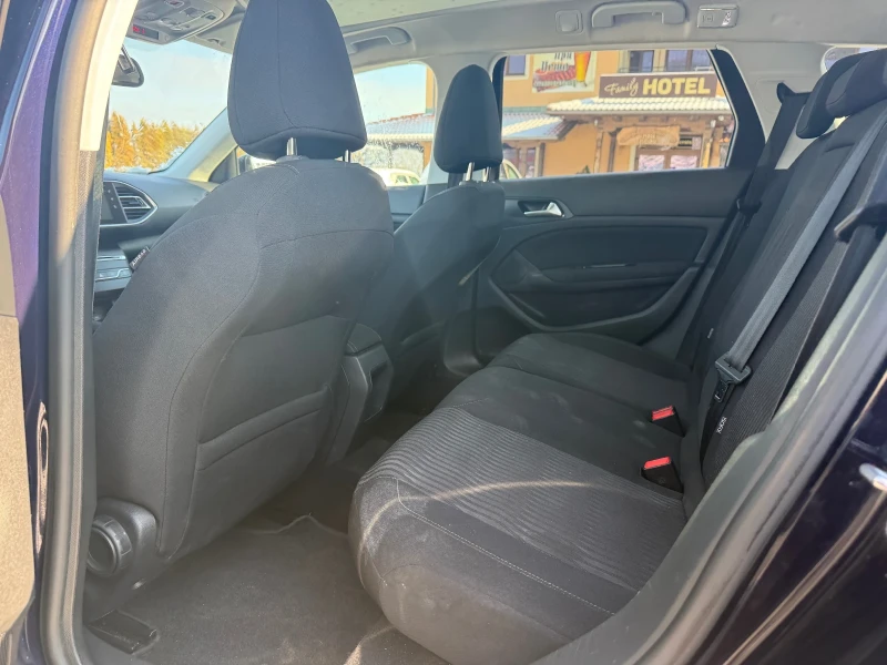 Peugeot 308 1.6HDI, снимка 7 - Автомобили и джипове - 53137610