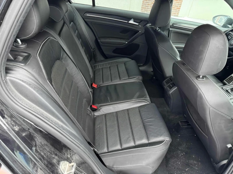 VW Golf * Manual * CARFAX * БЕЗ ПЪРВОНАЧАЛНА ВНОСКА, снимка 10 - Автомобили и джипове - 53232256