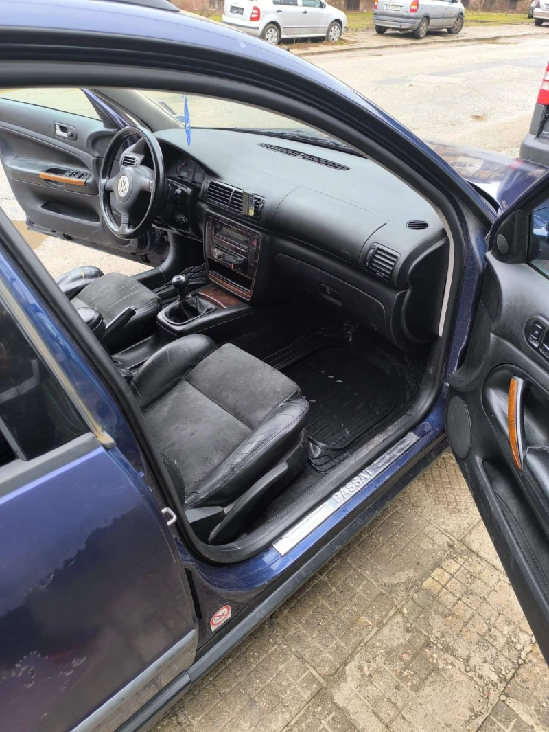 VW Passat, снимка 5 - Автомобили и джипове - 53393855