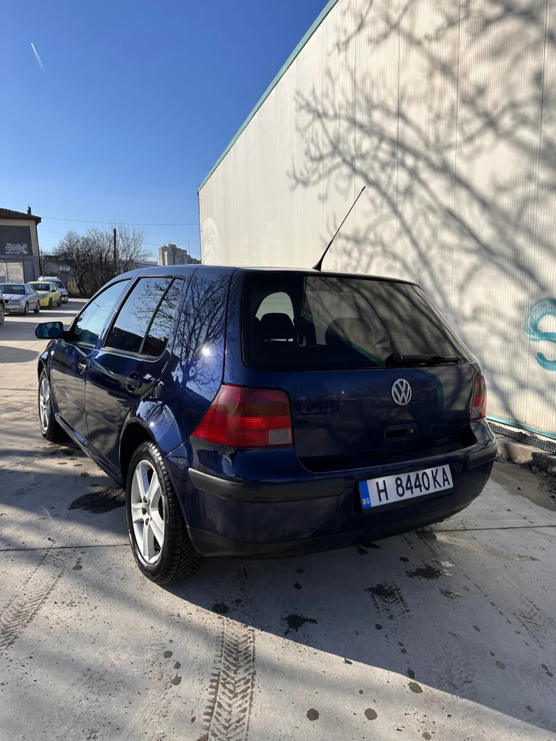 VW Golf, снимка 4 - Автомобили и джипове - 53473844