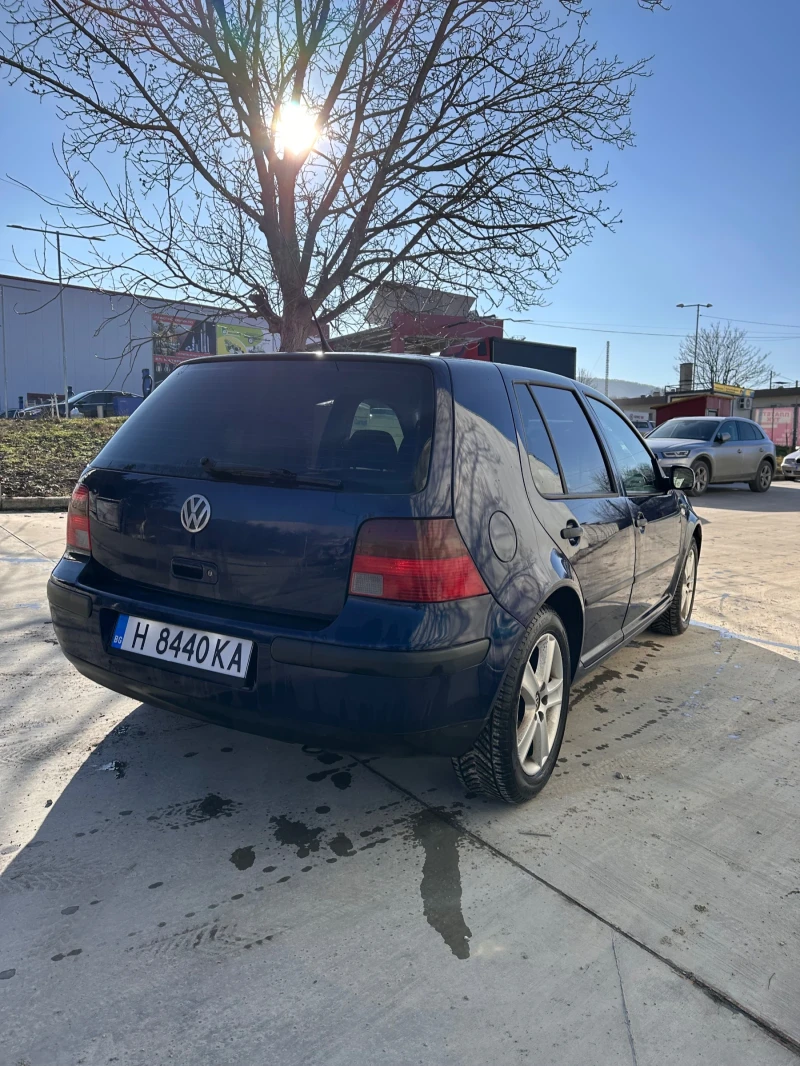 VW Golf, снимка 3 - Автомобили и джипове - 53473844