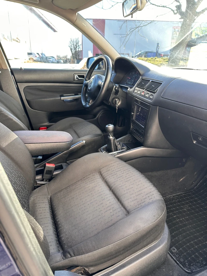 VW Golf, снимка 11 - Автомобили и джипове - 53473844