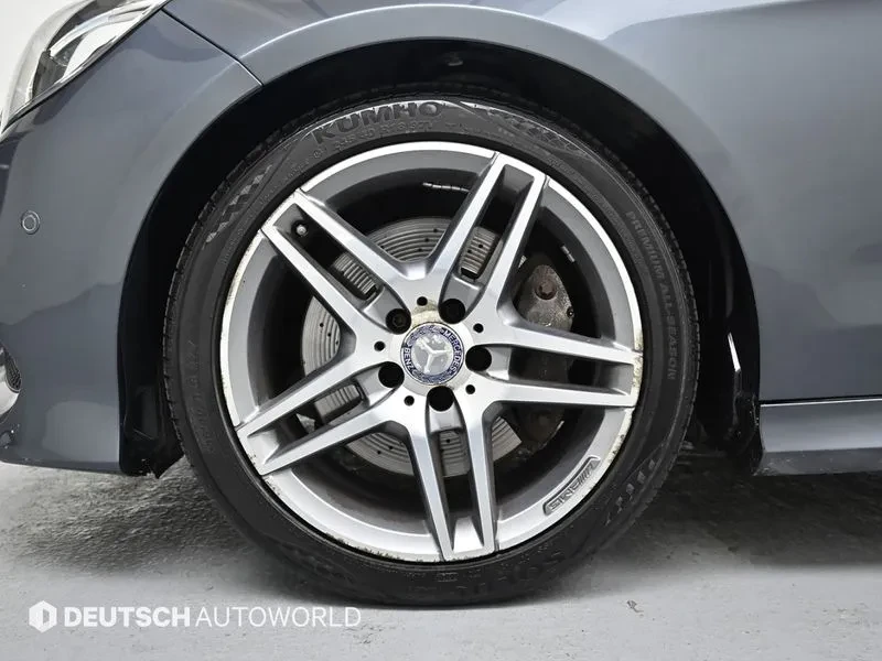 Mercedes-Benz E 350 4MATIC - САМО 30% АВАНС, снимка 5 - Автомобили и джипове - 55429301