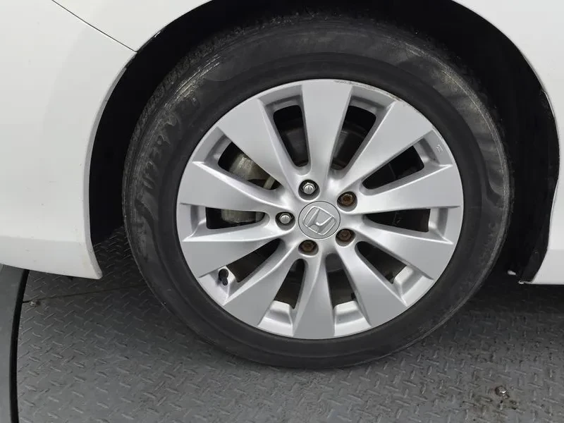 Honda Accord 3.5 9Th Generation, снимка 10 - Автомобили и джипове - 55920603