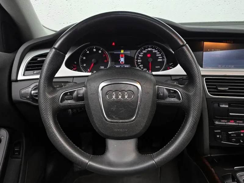 Audi A4 2.0 TFSI QUATTRO, снимка 13 - Автомобили и джипове - 56325142