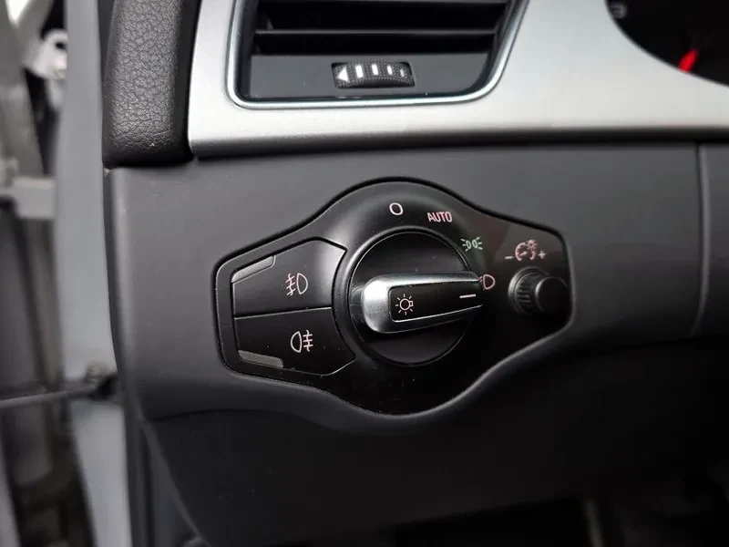 Audi A4 2.0 TFSI QUATTRO, снимка 16 - Автомобили и джипове - 56325142