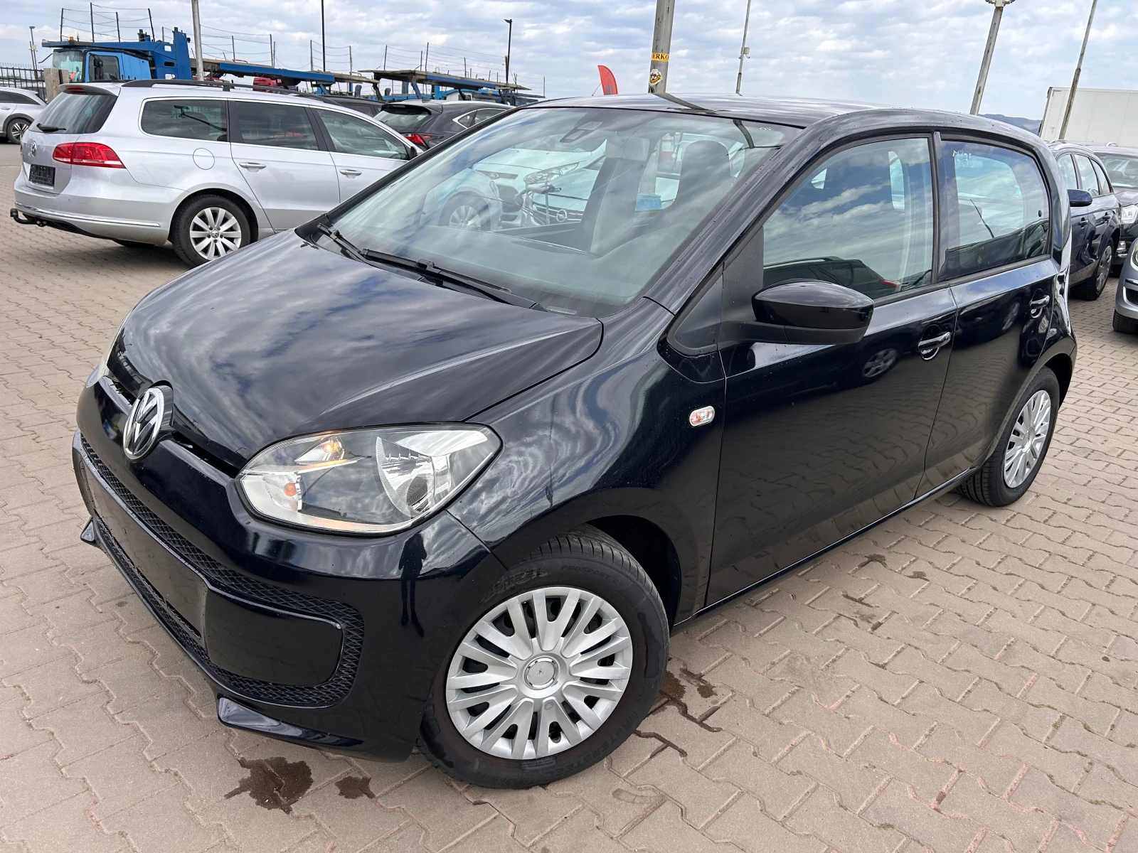 VW Up 1.0i EURO 5 ЛИЗИНГ | Mobile.bg — изображение 1