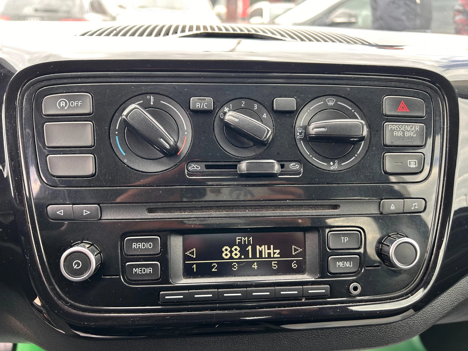 VW Up 1.0i EURO 5 ������ | Mobile.bg � ����������� 12