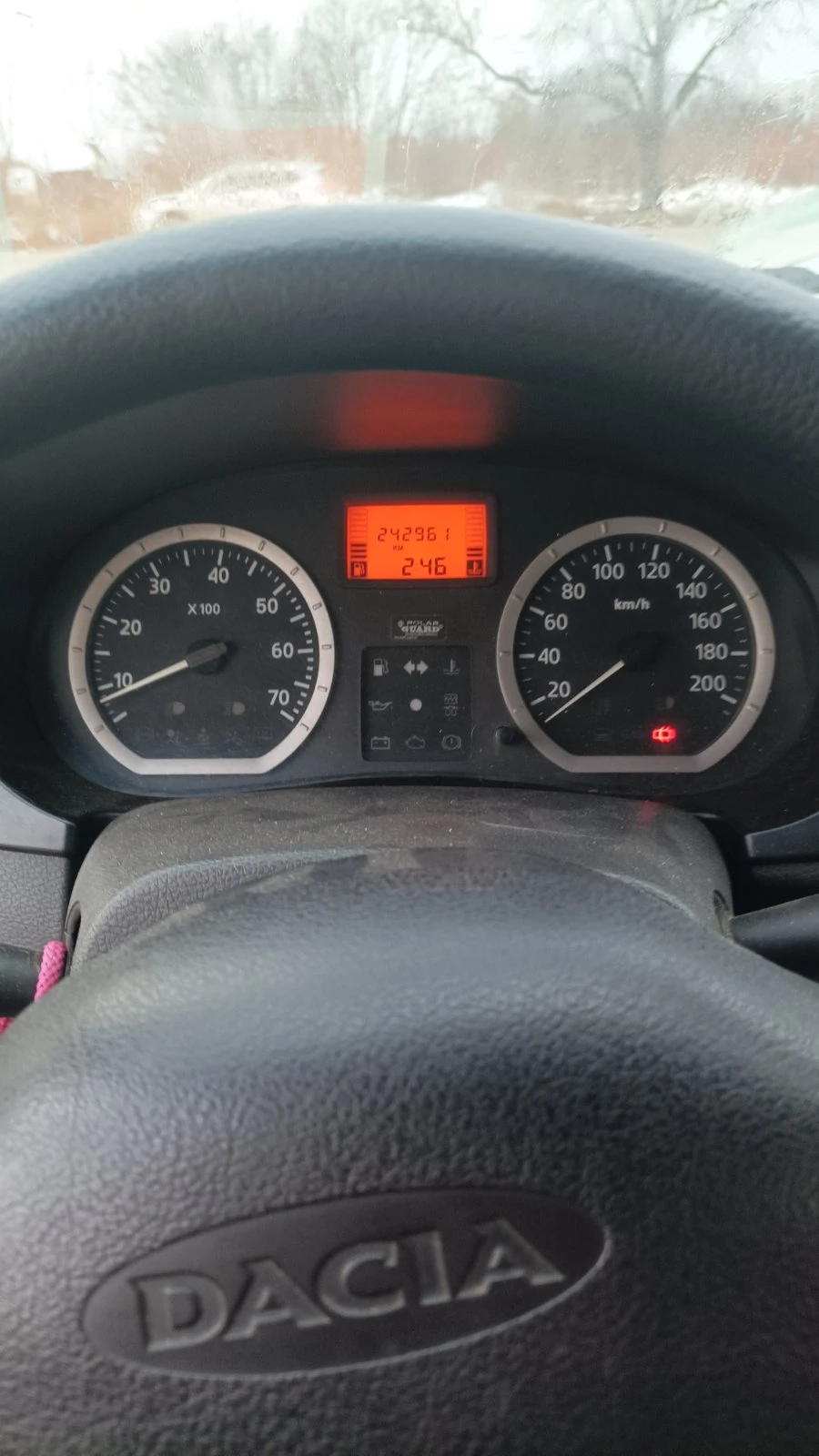 Dacia Logan 1.6i   K7MF | Mobile.bg   16