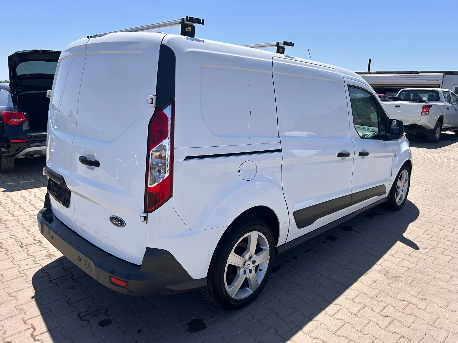 Ford Connect 1.5TDCI AVTOMAT/NAVI/KAMERA EURO 6 - изображение 6
