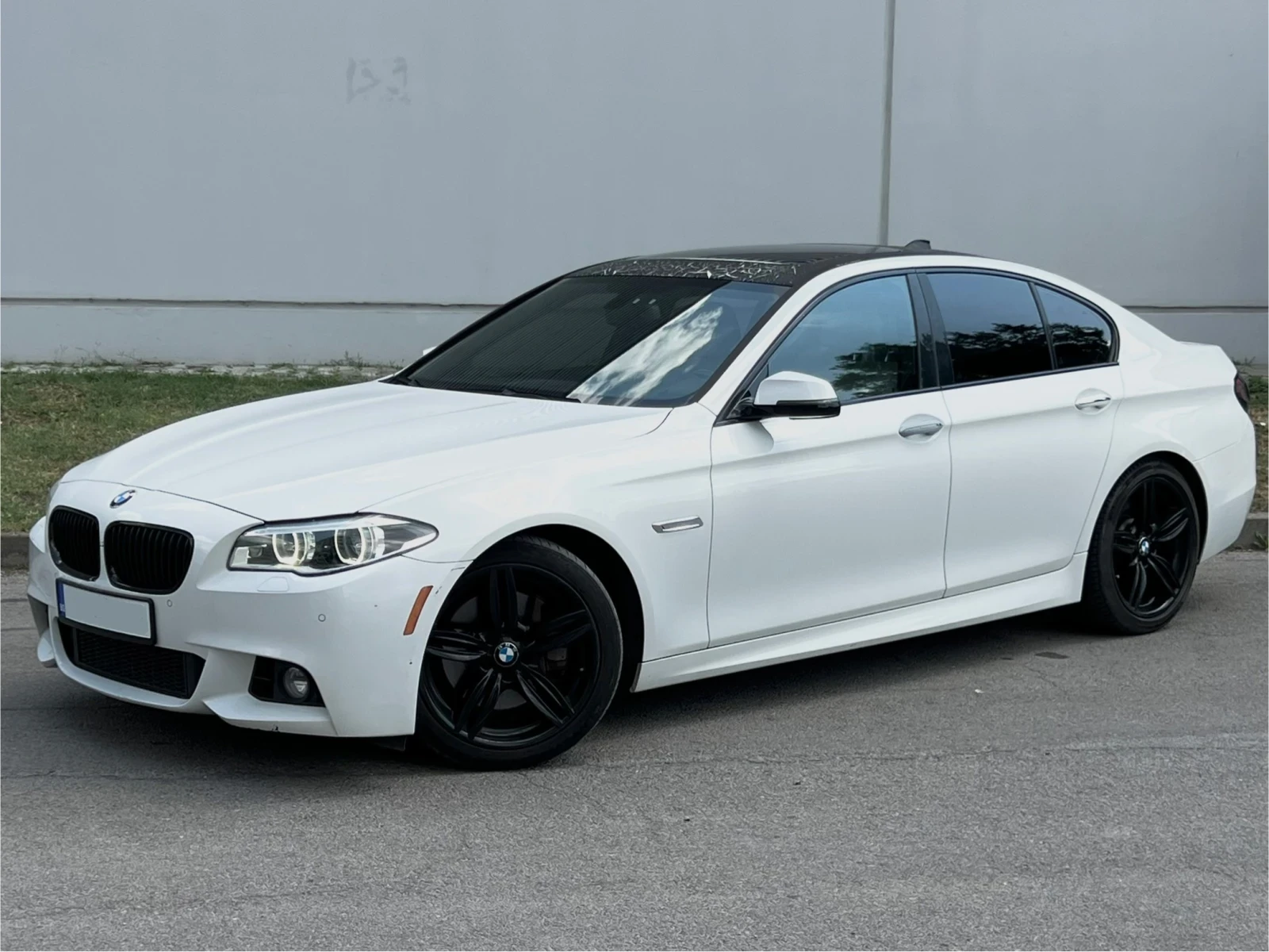 BMW 550 M/Head-Up/Lane asisst/Подгрев/Панорама/Soft close - изображение 7
