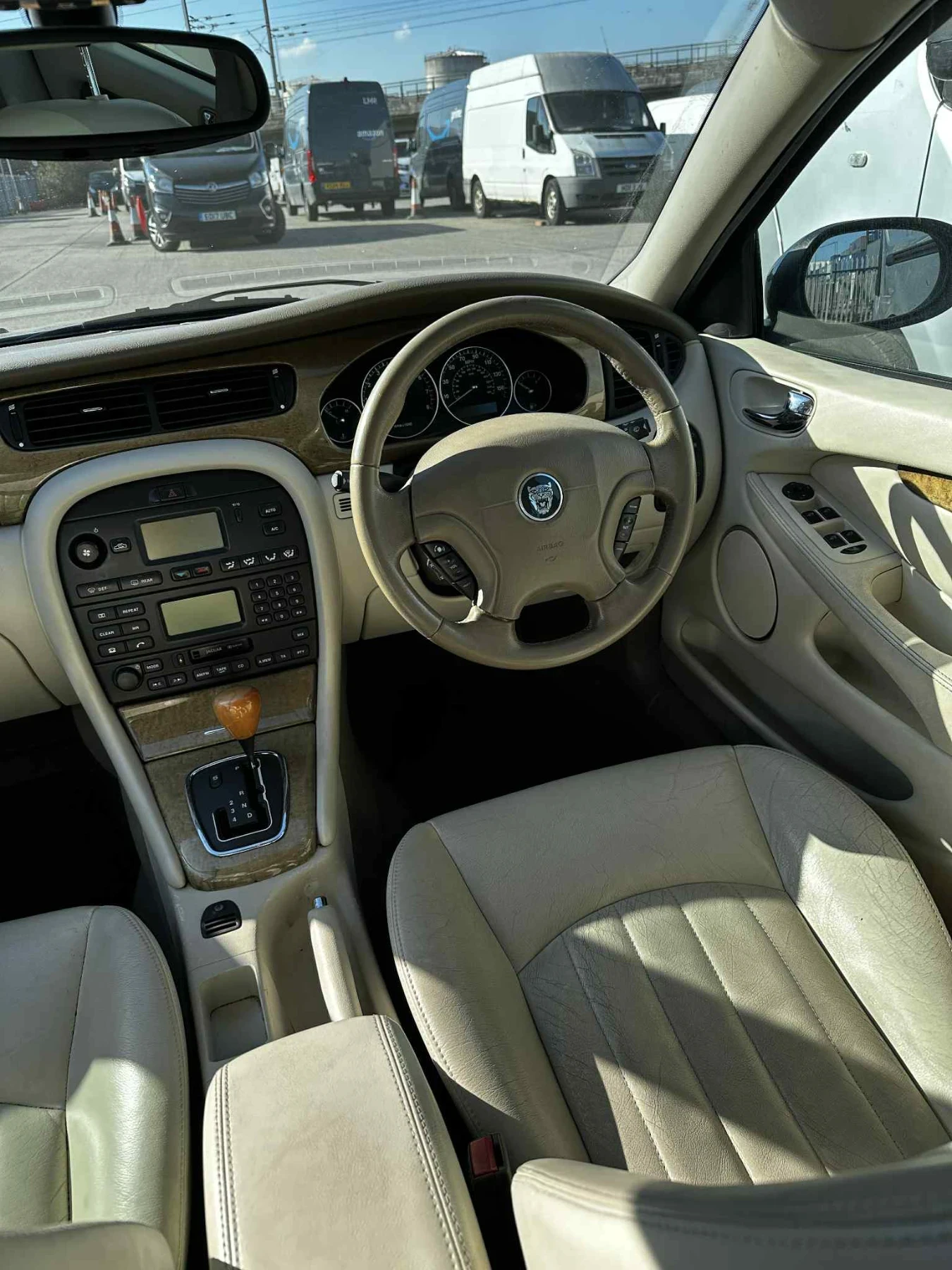Jaguar X-type 3.0 - изображение 10
