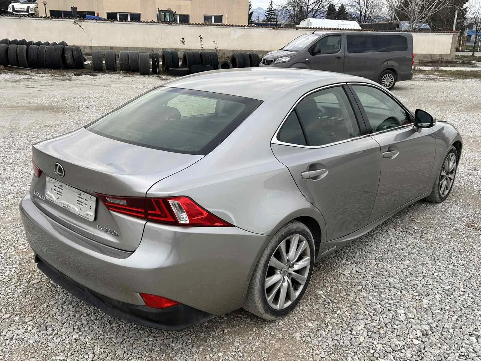 Lexus IS 300 | Mobile.bg � ����������� 3