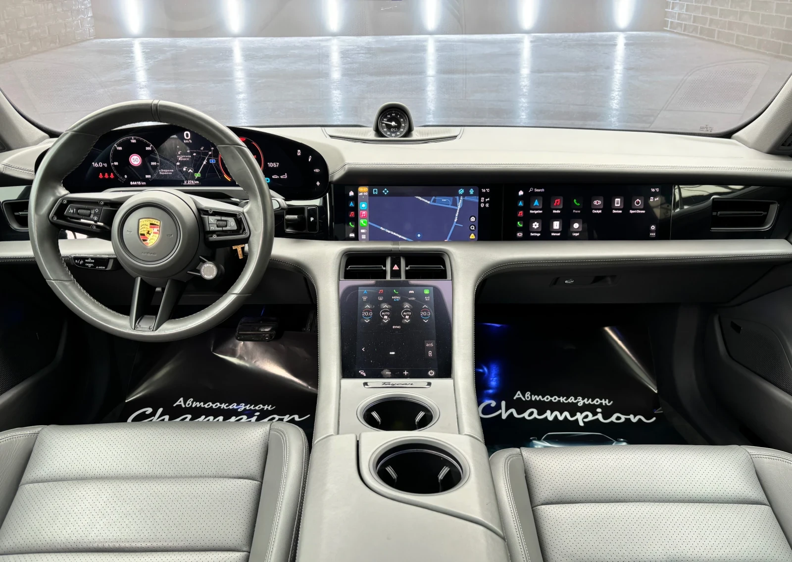 Porsche Taycan Carbon, снимка 10 - Автомобили и джипове - 53678618