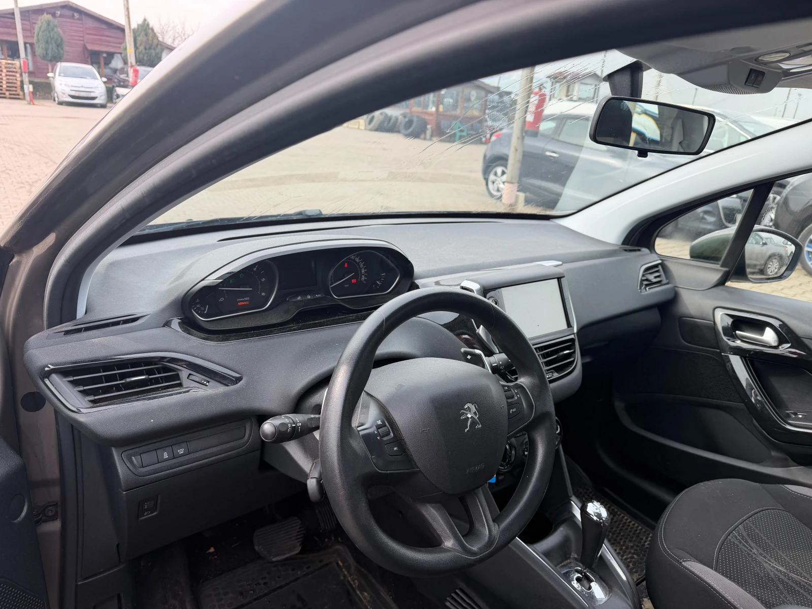 Peugeot 208 1.4HDI AVTOMAT/NAVI EURO 5 | Mobile.bg � ����������� 11