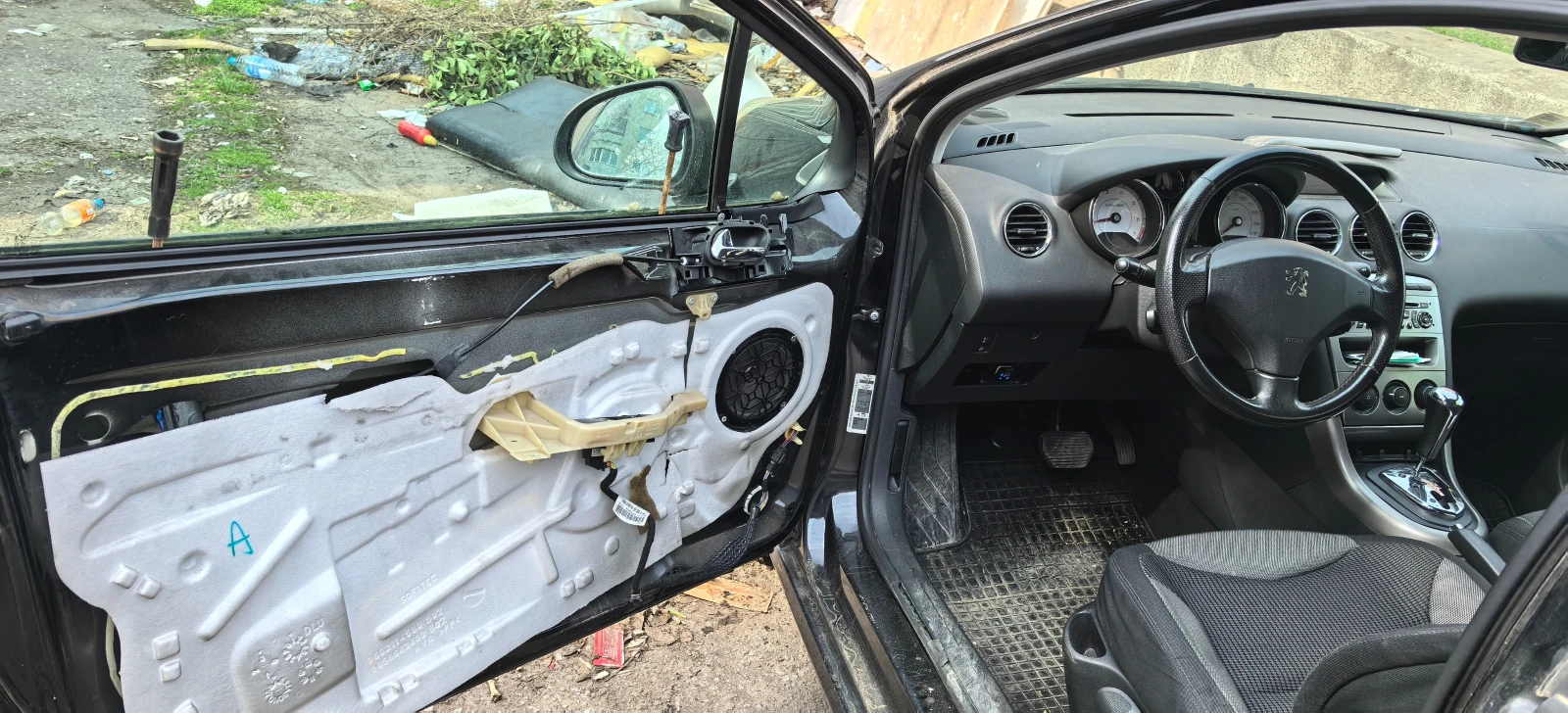 Peugeot 308, снимка 12 - Автомобили и джипове - 53759860