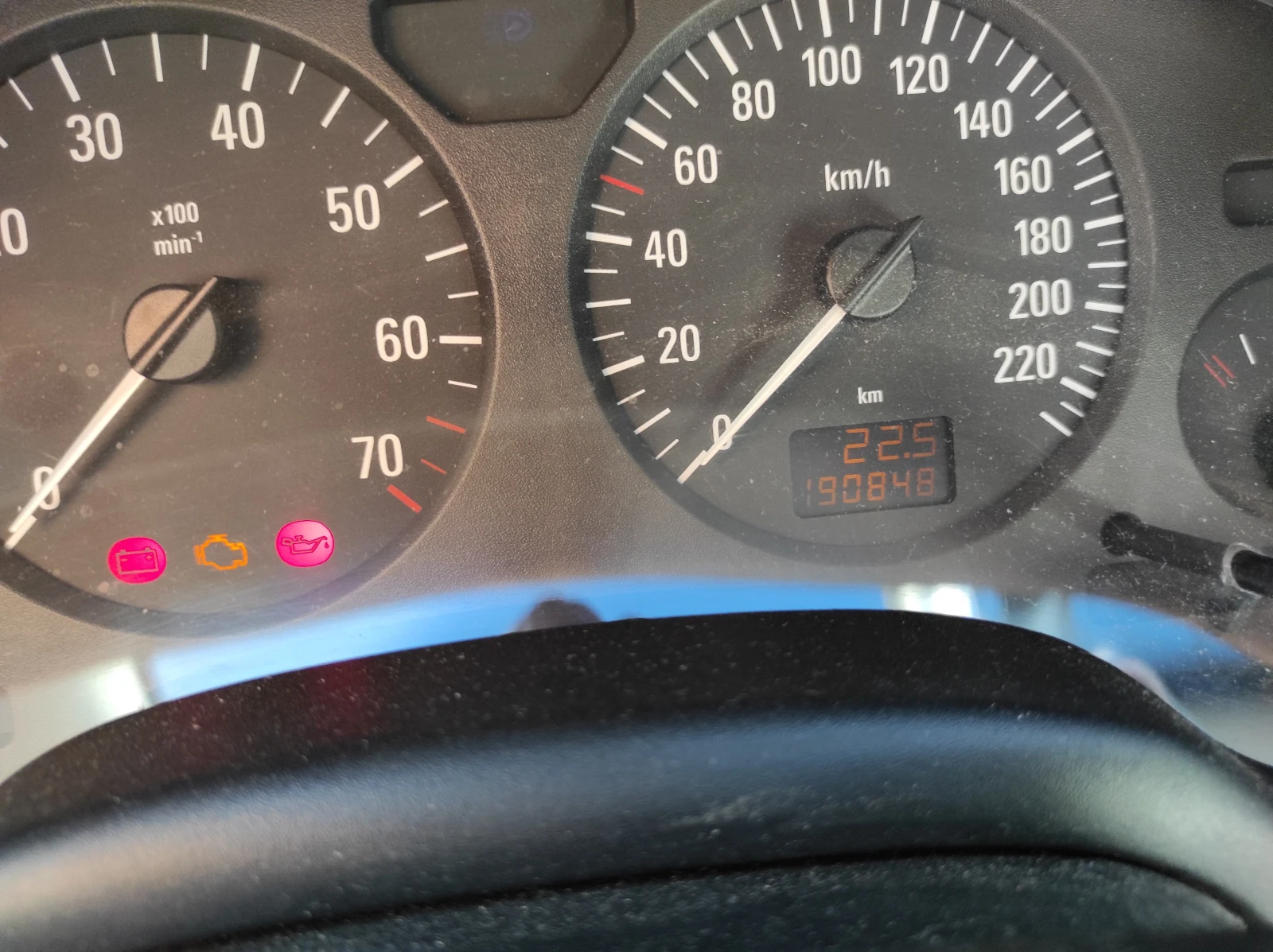 Opel Astra 1.4 бензин, снимка 12 - Автомобили и джипове - 53843296