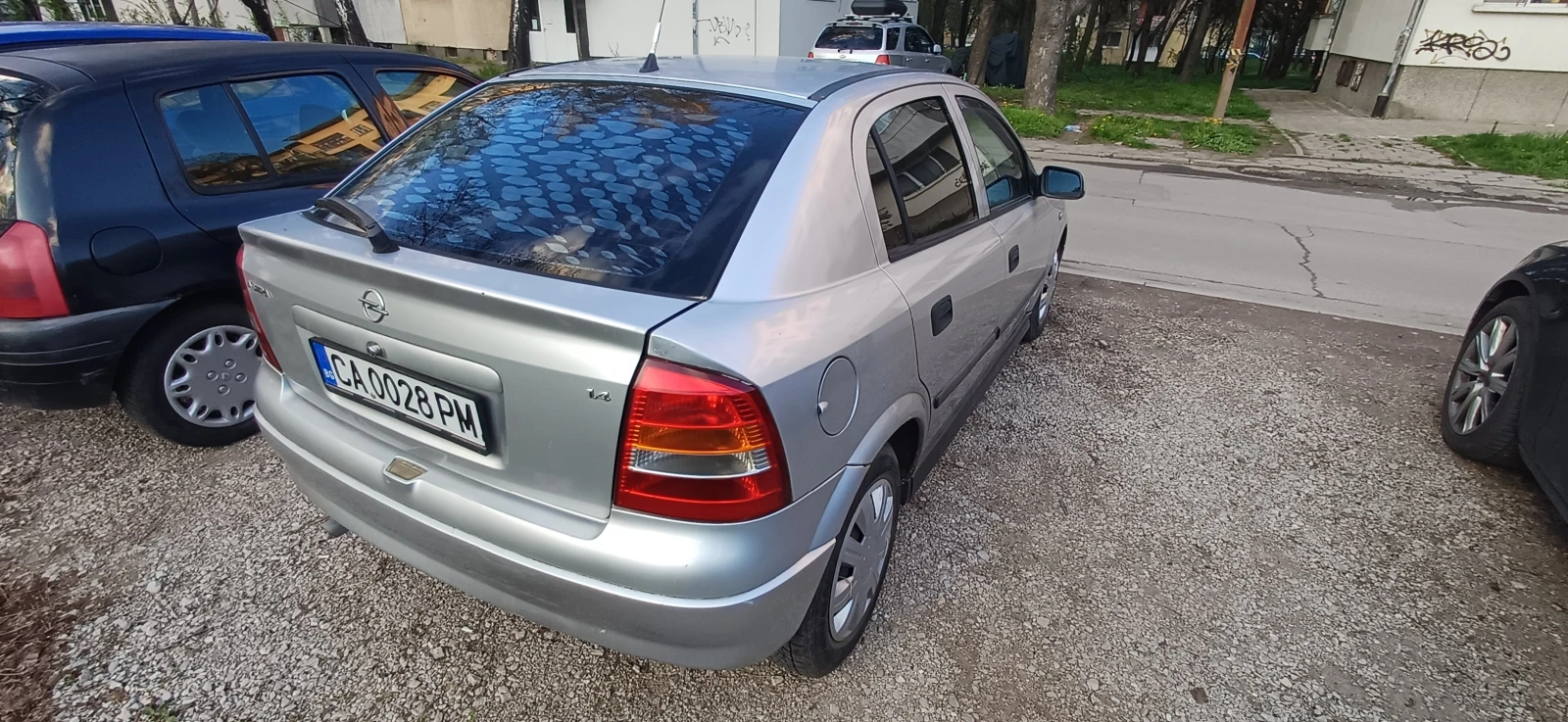 Opel Astra 1.4 бензин, снимка 7 - Автомобили и джипове - 53843296